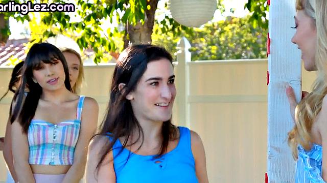 21yo lesbian babe gets rimjob before muffdiving in 69 pose