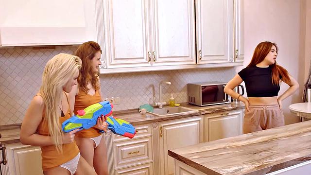 DYKE4K. Wet beauties use water and their dirty mind to organize threesome