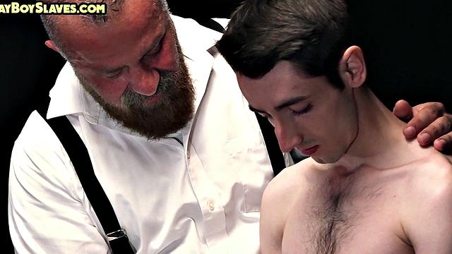 Oiled twink sub toyed by gaydaddy while jerking cock