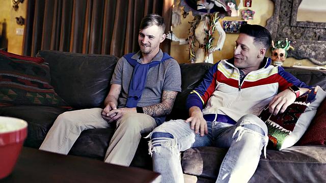 Taboo stepbro barebacked by tattooed stud to cumshot