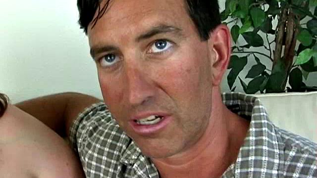 Busty BBW Roxy Flashing in Backseat