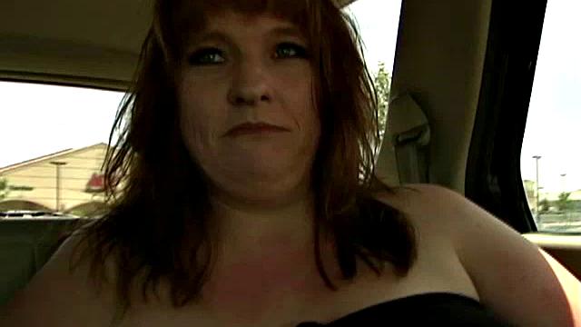 Busty BBW Roxy Flashing in Backseat