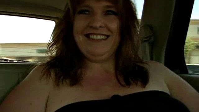 Busty BBW Roxy Flashing in Backseat