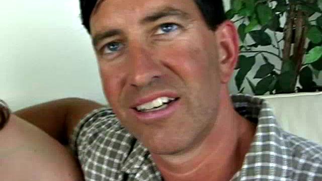 Busty BBW Roxy Flashing in Backseat