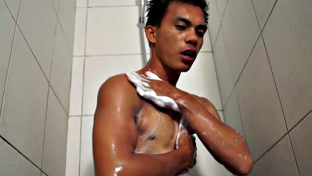 Welcome to our super sexy twink Argie. Today he is solo and will show us how he loves to work his cock. He spends the first part of the scene wanking outdoors. Then we go inside for self anal penetration with a dildo.