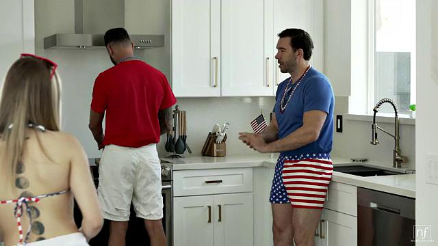 Fantasy Of The Month - S3:E6