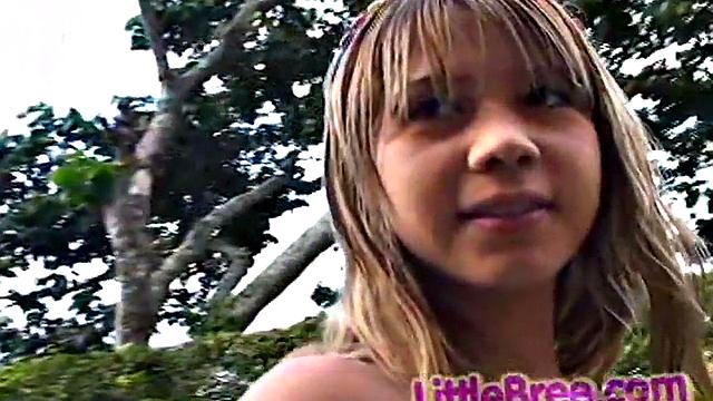 Sexy Bree masturbates solo in hardcote scene