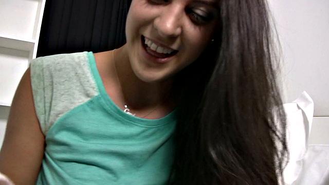 Spanish Waitress Fucks Cash