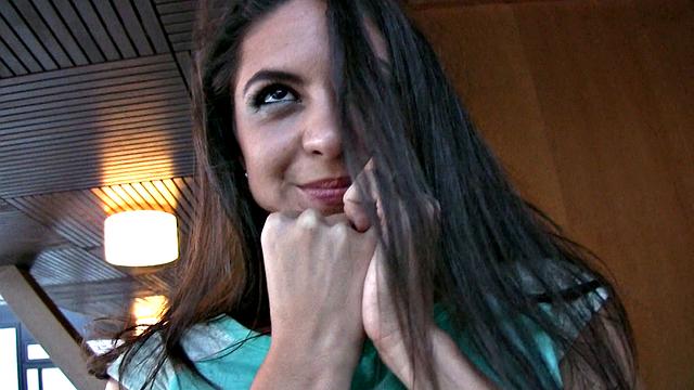 Spanish Waitress Fucks Cash