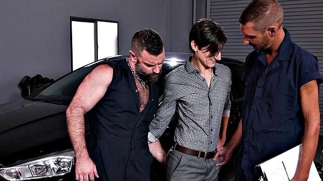 Skinny stud assfisted in 3some while getting sucked by hairy jock