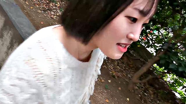 Amateur Hana Kawamura comes to masturbate for us today