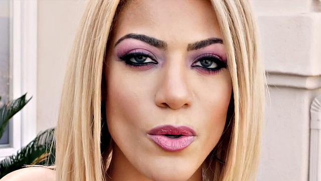 Extremely Itty-bitty Swimsuit Experience