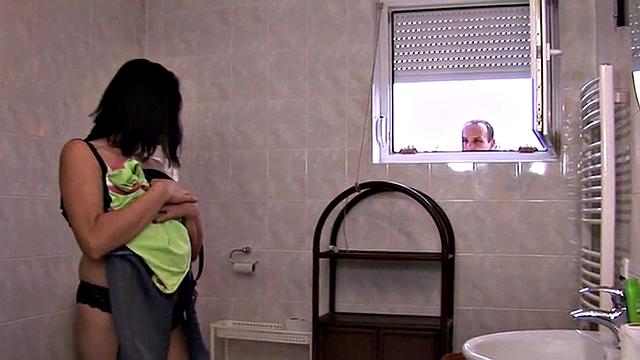 Useless dude fucked anally in 3some