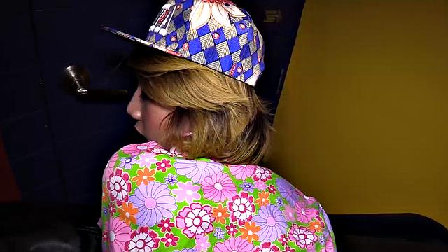 Gitar: Songkran Playa Barebacking