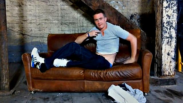 Connor Maynard Also Gets A Facial!