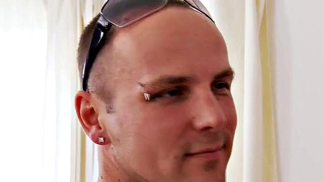 Mistress gapes pathetic guy