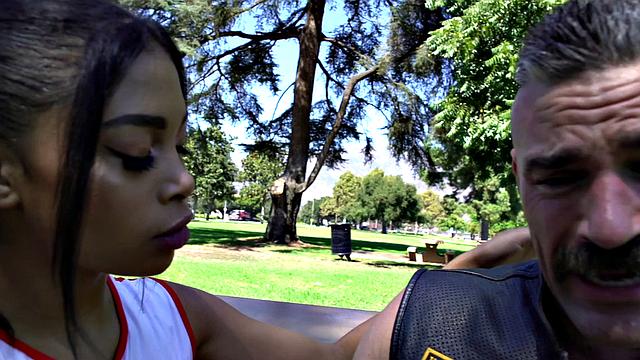 жаркая jeni angel страстно отдается в мире карла