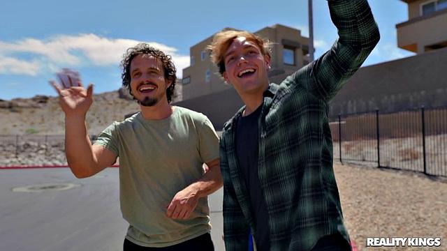 Fucking The Sk8er on the Way to Work