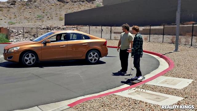 Fucking The Sk8er on the Way to Work