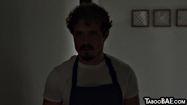 Big 21yo babe cockriding her BF