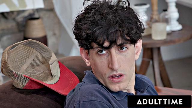 ADULT TIME - PAWG Stepmom Lauren Phillips Catches Stepson Jerking Off And Gets HUGE CREAMPIE