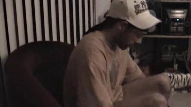 смотри, как натурал энрике сосет член мужику