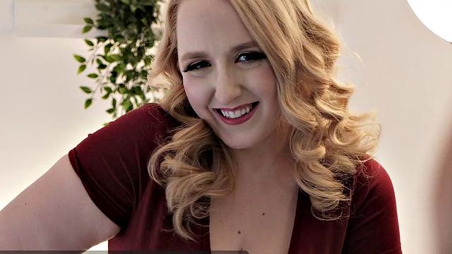 Andi Ray: Bringing The Rear