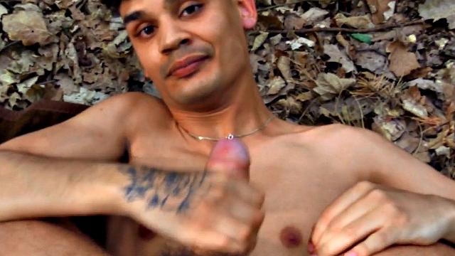 Str8 Euro stud goes in public outdoor POV for money