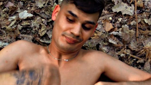Str8 Euro stud goes in public outdoor POV for money