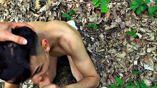 Str8 Euro stud goes in public outdoor POV for money