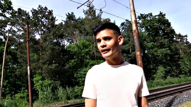 Str8 Euro stud goes in public outdoor POV for money