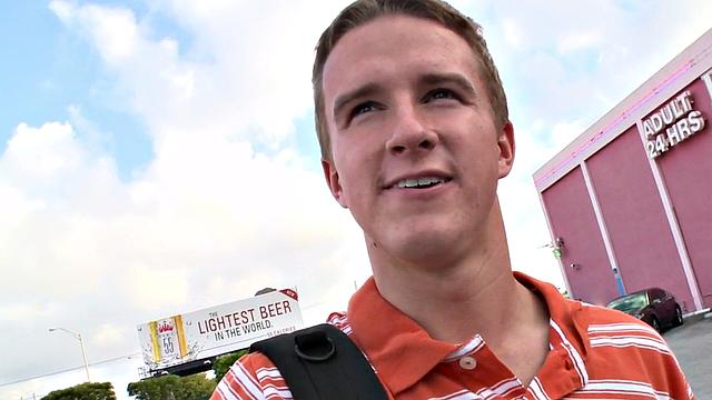 Gloryhole amateur fooled