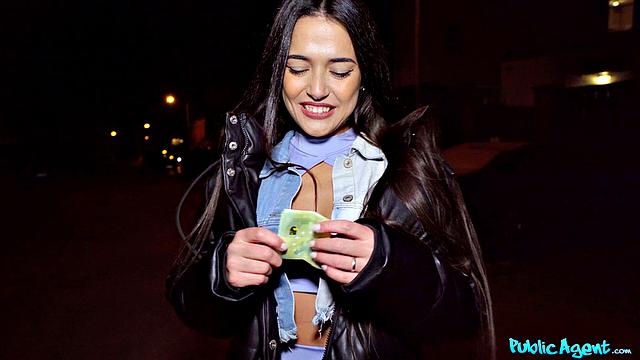 Big Spanish babe loves cheating