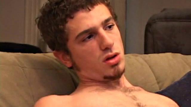 Straight Boy Ricardo Jacks Off