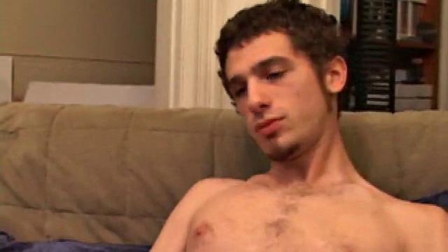 Straight Boy Ricardo Jacks Off