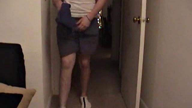 Str8 Marshall Jerks Off