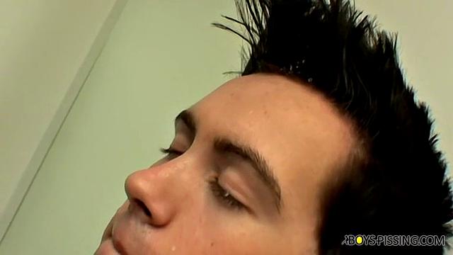 Jayden Taylor Swallows His Own - Jayden Taylor