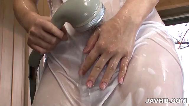 ロリギャルバスルームオナニー　小野こゆき