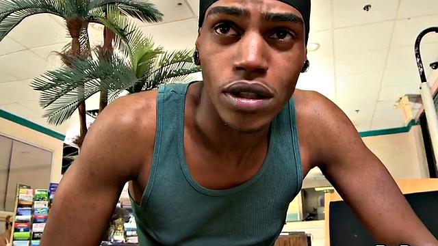 Ebony picked up and fucked after cocksucking white guy