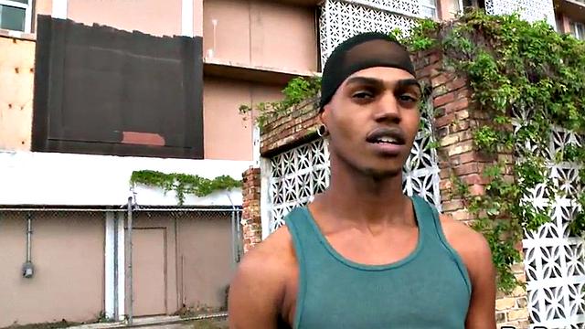 Ebony picked up and fucked after cocksucking white guy