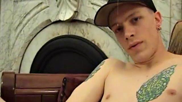 Shane Strokes his Cck