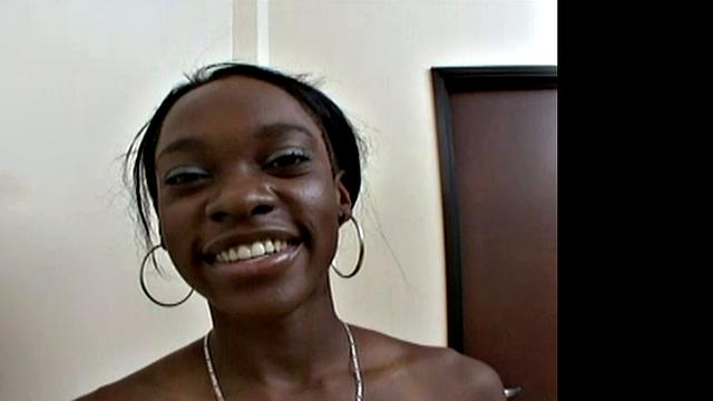 Sexy black Justice Jade has sex in the bathroom