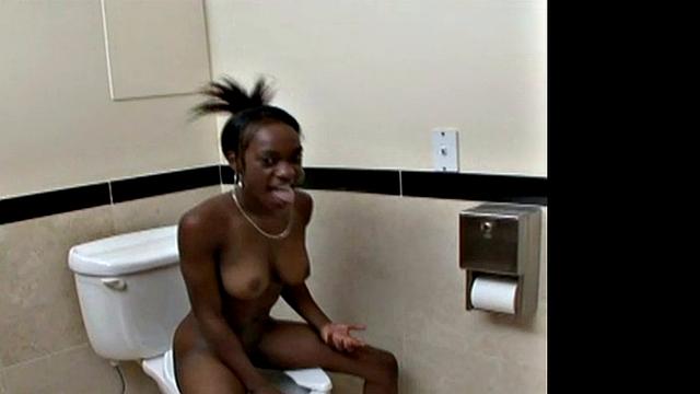 Sexy black Justice Jade has sex in the bathroom