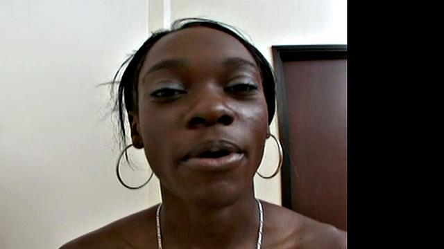 Sexy black Justice Jade has sex in the bathroom