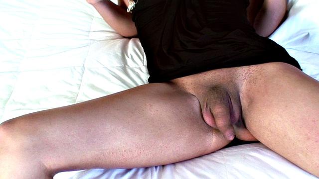 Keira Vergas in Gold Chain