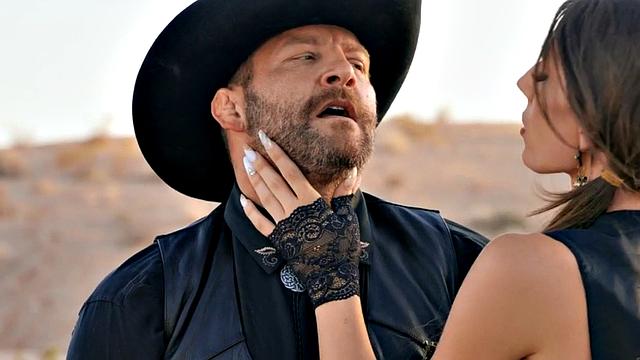 Trans cowgirl sucks before bareback in outdoor couple