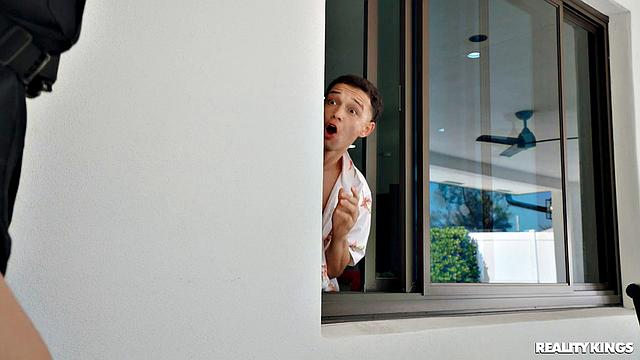 Caught By Hot Milf vop