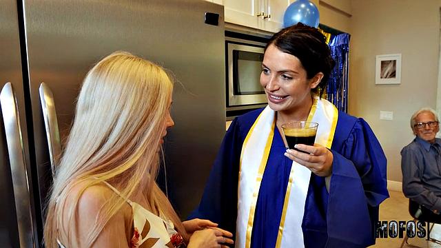 College Graduates - House Party