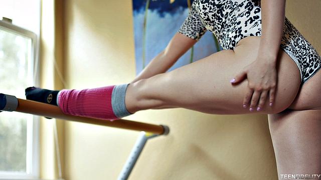 кайли квинн после тренировки получает горячий массаж и крепкий трах