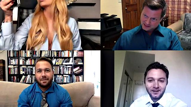 Solo bigtitted babe masturbates on webcam